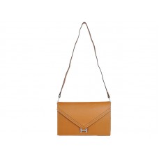 Geantă Hermes Pilot Envelope Clutch Camel cu accesorii argintii
