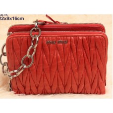 Geantă de umăr mini Miu Miu Glazed Matelasse din piele portocalie