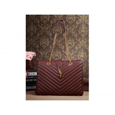 Geantă de cumpărături Yves Saint Laurent Classic Monogram din piele texturată matlasată Grain de Poudre magenta închis