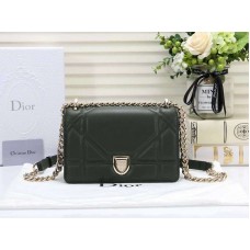 Geantă mică Dior Diorama din piele de miel verde d05262