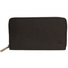 Geantă Louis Vuitton Taiga din piele cu fermoar, culoarea ciocolatei