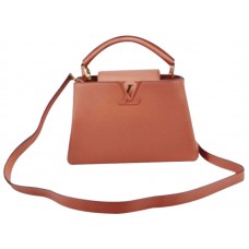 Geantă Louis Vuitton Capucines BB roz