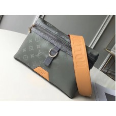 Geantă Louis Vuitton Monogram Titanium Canvas Messenger Pm m43889