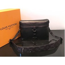 Louis Vuitton Geantă de mână Infinity din piele Discovery Messenger PM m52176
