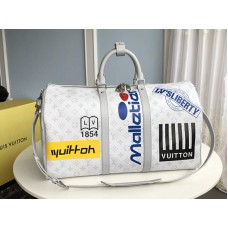 Geantă Louis Vuitton Monogram Canvas Keepall Bandouli?Re 50 Alb m44643