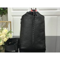 Geantă Louis Vuitton Monogram Shadow Chalk Sling Neagră m90472